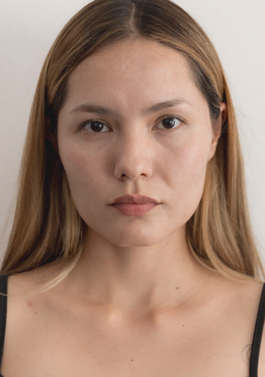 model profile picture